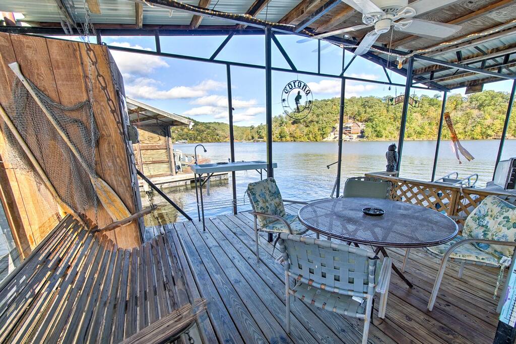 This home comfortably accommodates 13 guests and offers 1,400 square feet of well appointed living space.