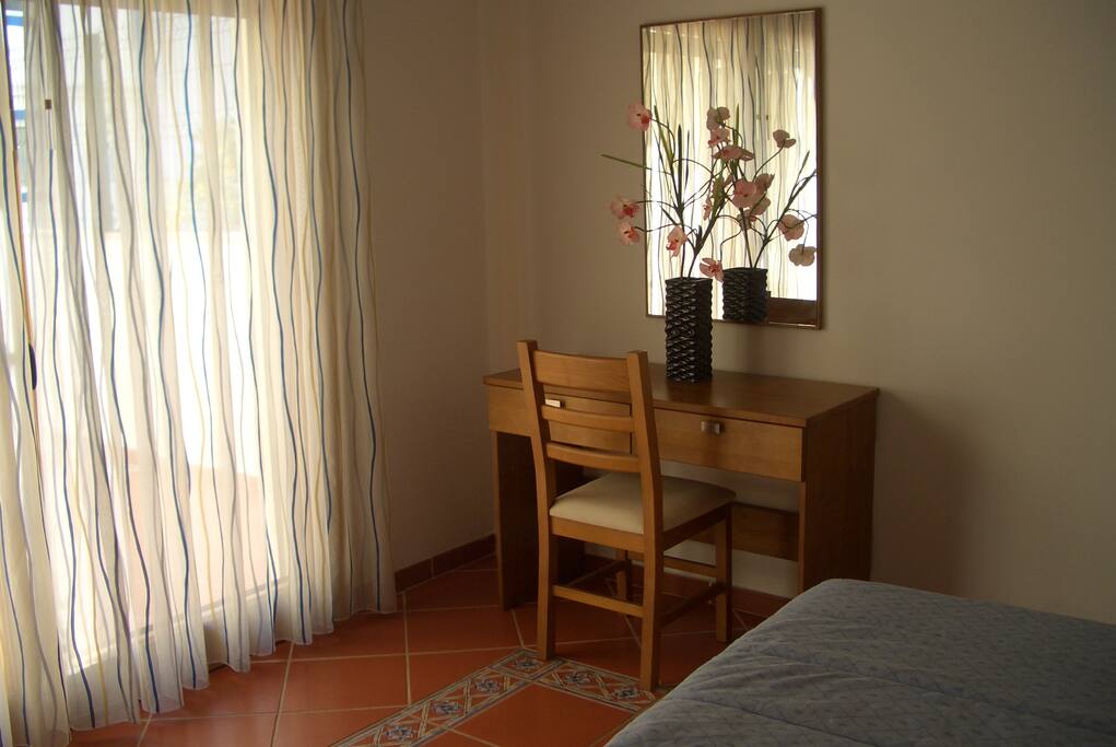 1st Bed Room - Terrace access
