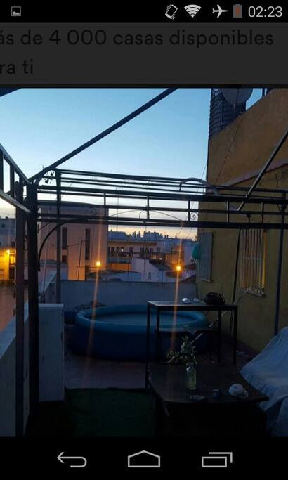 Atico con piscina hinchable