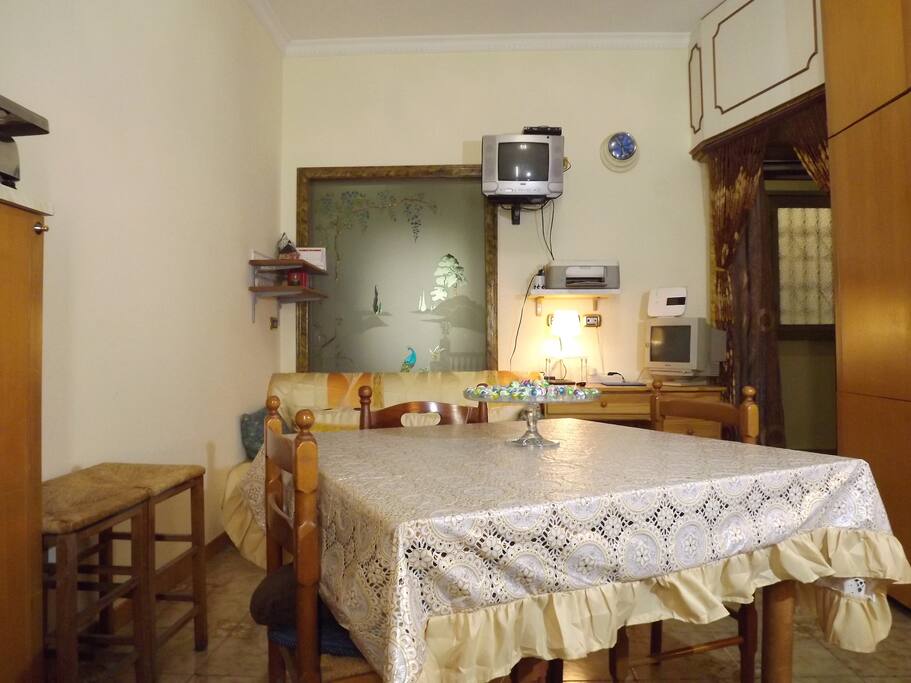 Area pranzo e salottino