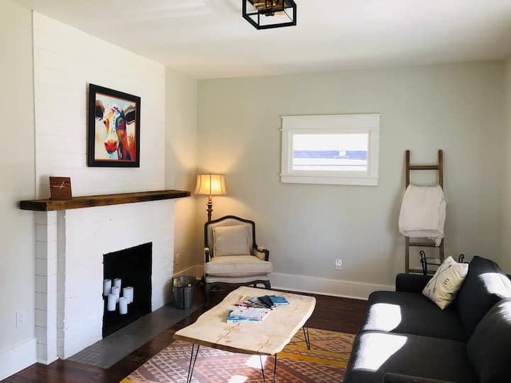 The Perry Canary | Newly Renovated & Walkable - Spokane, WA