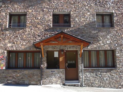 Two-bedroom apartment in Llorts.