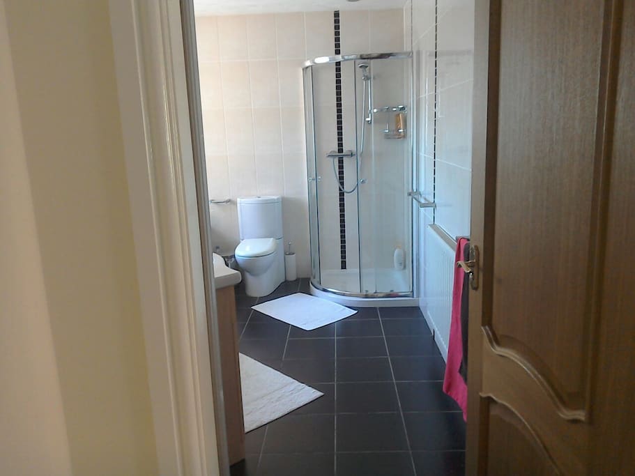free standing continuously hot shower