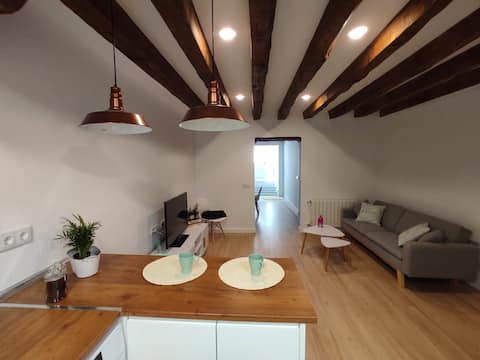 Charming apartment in La Granja. New.