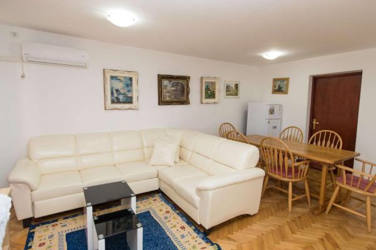 Apartman Ivan 2