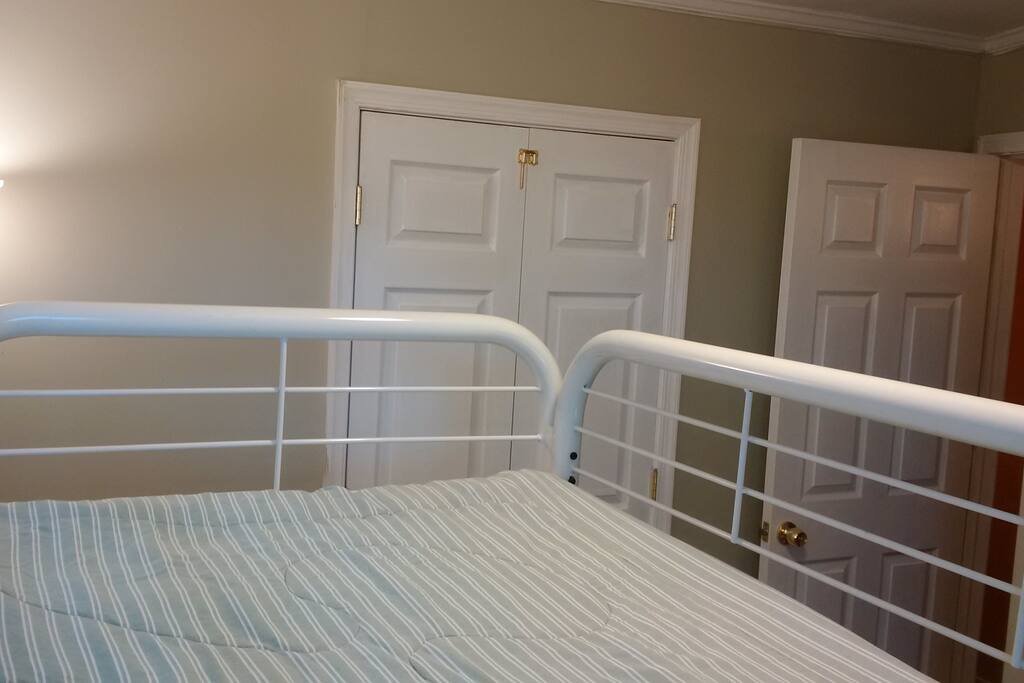 Swing Doors to Middle Room