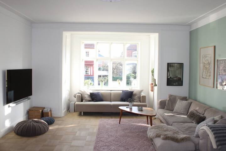 Big, lovely and open design house in Copenhagen gallery image 4