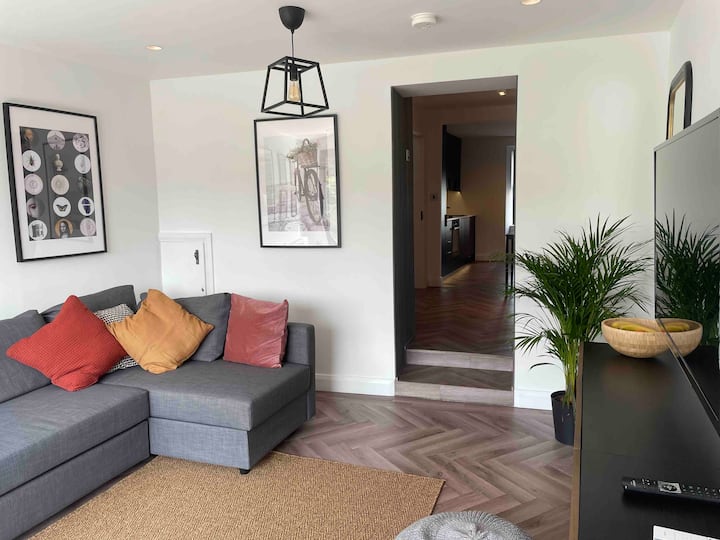 Roomz Townhouse No 20 - Strangford