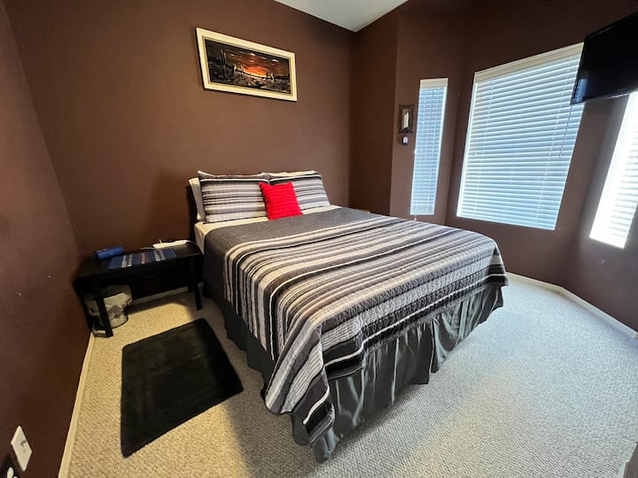 Spavaća soba 1 bračni krevet (1,6x2) I ravan zaslon S štapom ZA vatru. 