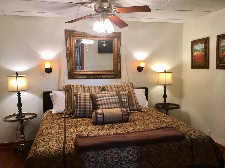 Your comfy king bedroom