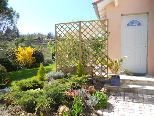 listing_image