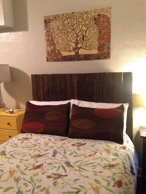 Full bed