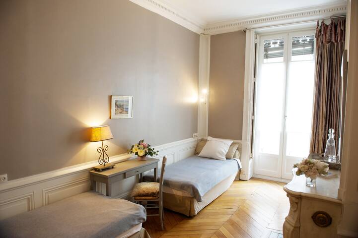Suite Edouard Herriot, 150 m2 appartement entier gallery image 5
