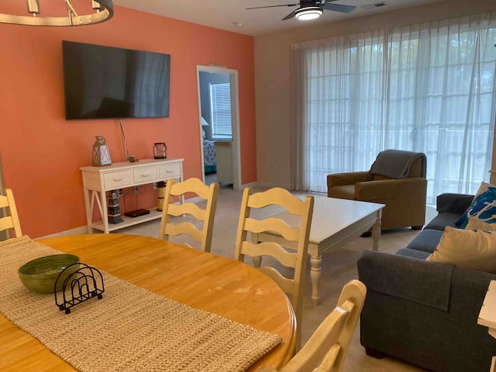 “Off Course” 2/2 condo at Barefoot Golf Resort Condominiums for