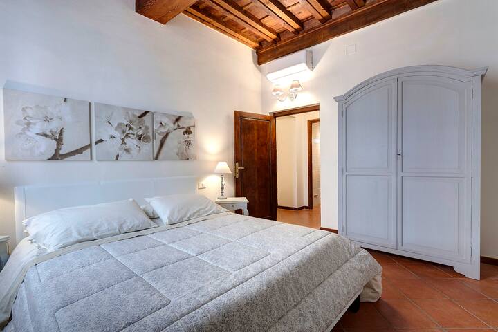 MAISON CHARLOTTE gallery image 5