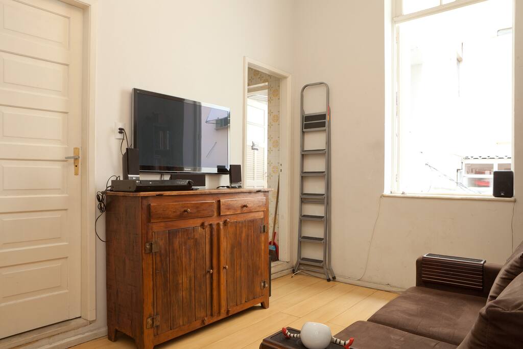 A sala de outro ângulo