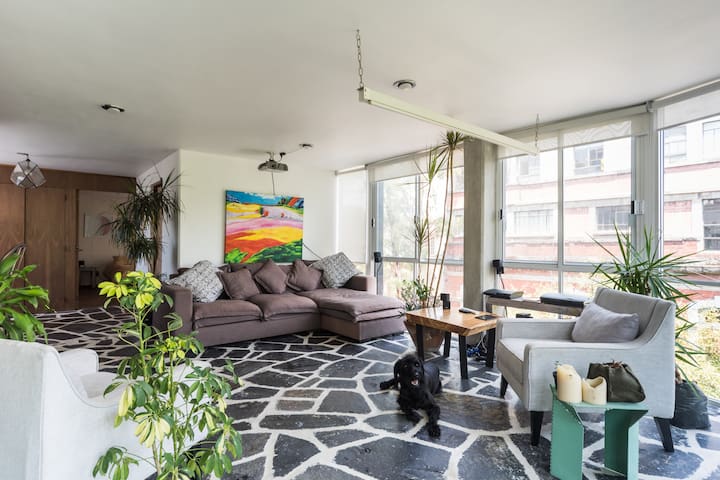 Enchanted 3 Apts Building | 9Br