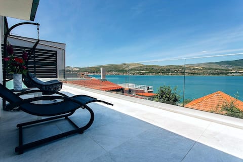 Top performing Airbnb: Villa Magna - seaside villa with pool and sauna in Mastrinka
