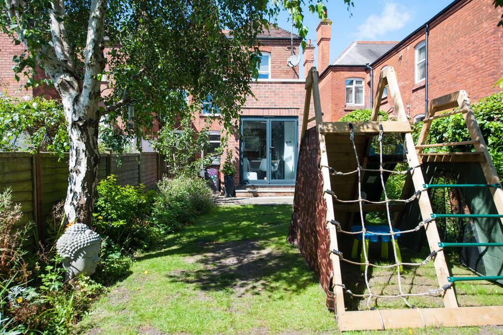 Garden playframe