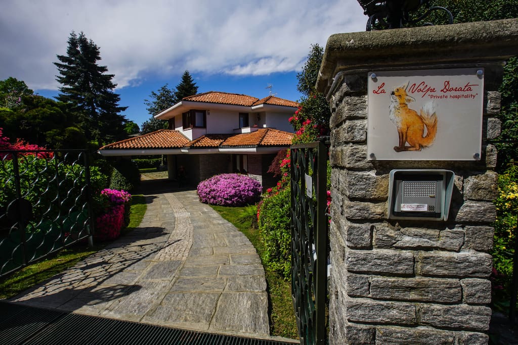 MAIN ENTRANCE to the Villa - private parking