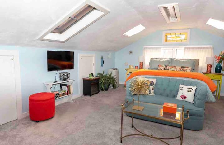 Baytown Bungalow Loft~private Suite - Traverse City, MI