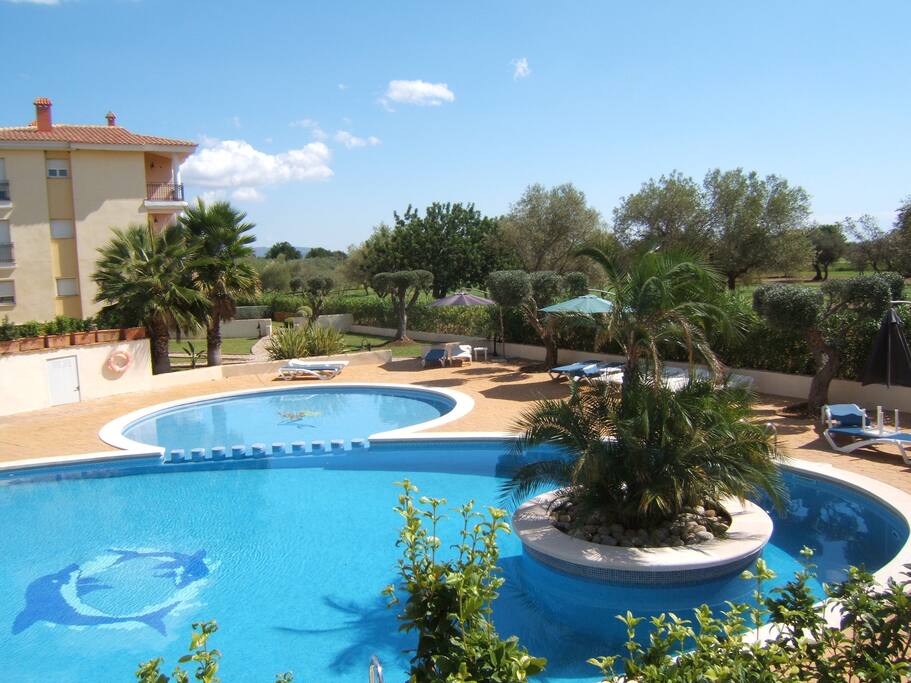 Pool area