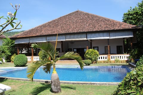 Beach Villa Mimpi | Private | Agung View | Amed