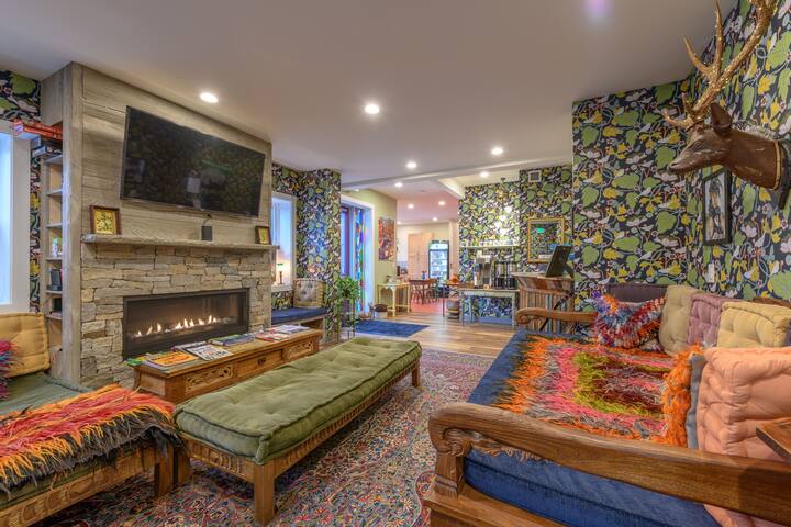 A room for 2 in Old Port! No cleaning Fees!