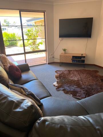 Royal Oaks Resort with Swimming Pool gallery image 5