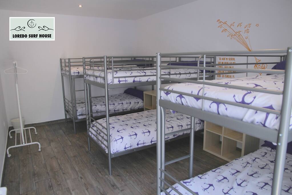 Habitación compartida o para grupos de 6-8 con baño/ Ensuit shared dorm or group room for 6-8 people