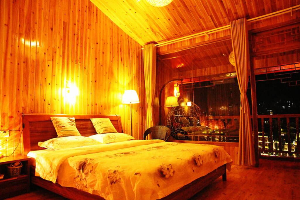 ROOM.5