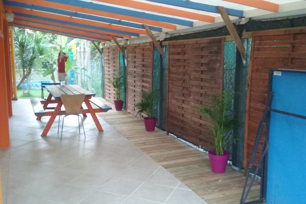 terrasse commune côté hôte