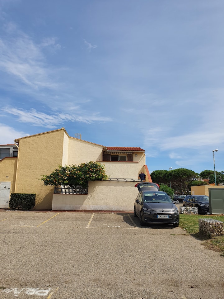 Superbe Appartement En Résidence Avec Terrasse , Proche Plage - Leucate