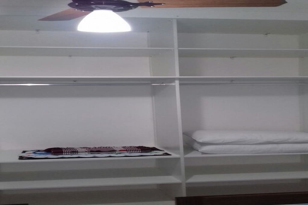 Guarda Roupa