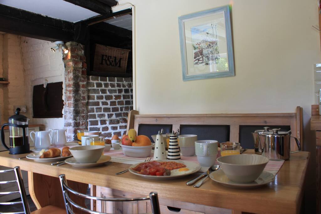 Kitchen with breadoven