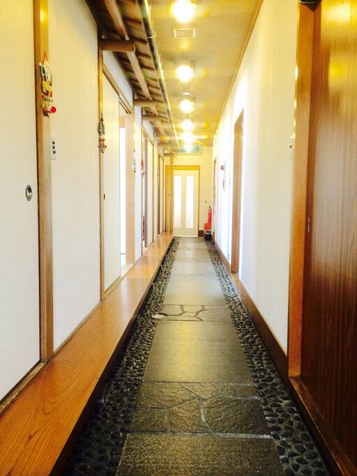 This apartment is up to 10 people can be accommodated!