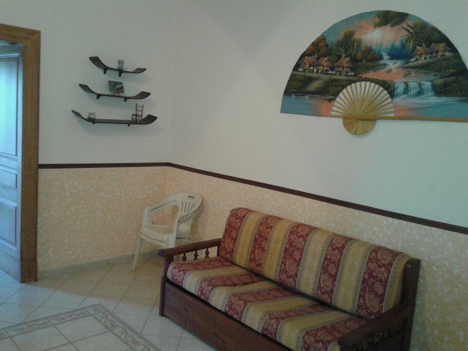 Altra stanza con divano letto