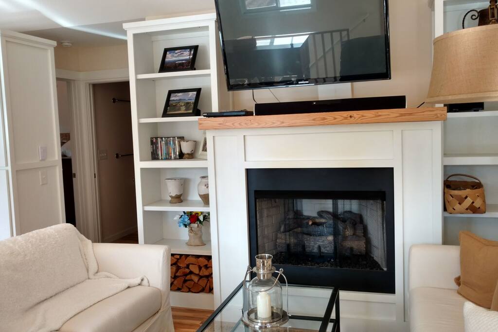 Gas fireplace