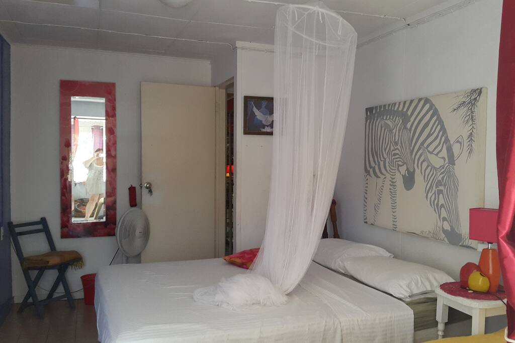 2-3 persons room
with a double bed and a single one