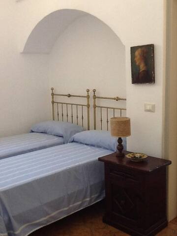 Bianca sul mare 1 & 2 gallery image 3