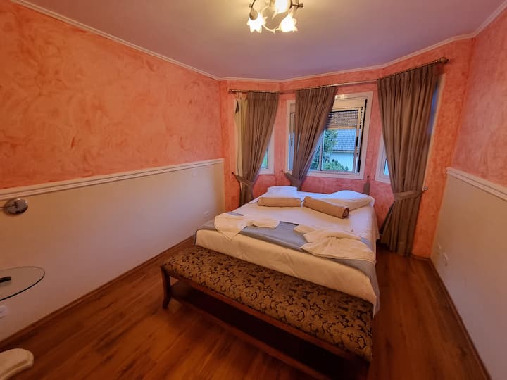 Suite 2 (ground floor)