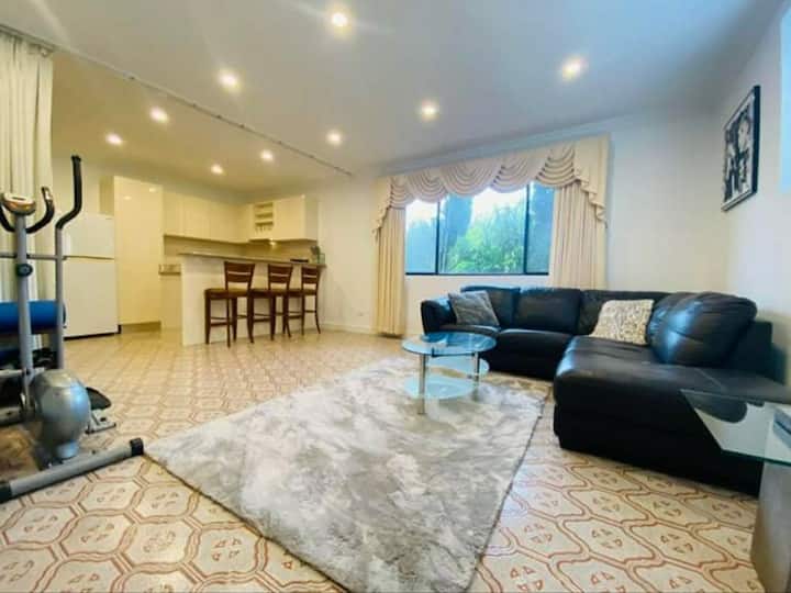 Tullamarine Holiday Rentals & Homes Victoria, Australia Airbnb