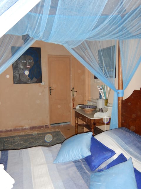 DAR PIENATCHA blue room