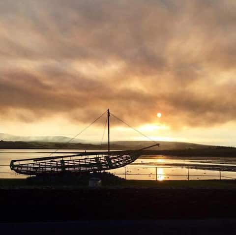 Holyground Apartment, with free street parking.