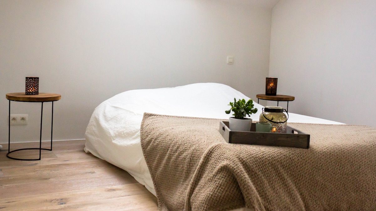 Dormitorio 1, cama doble 240x220cm