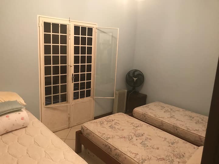 Dhoma #2, me 3 krevate tek