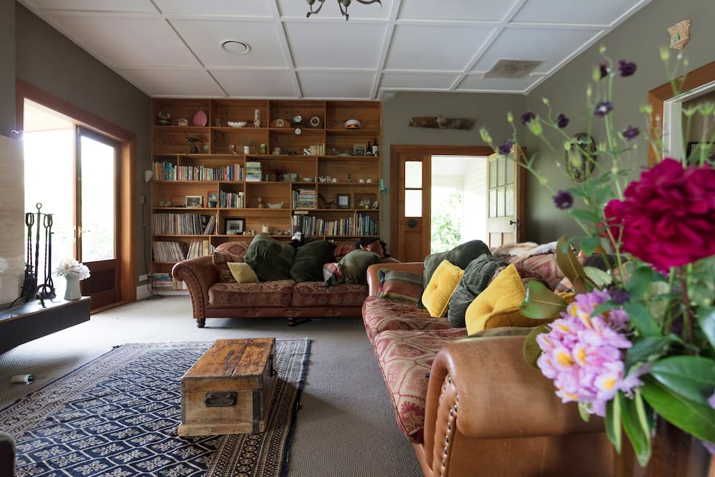 The Fabulous Lounge
