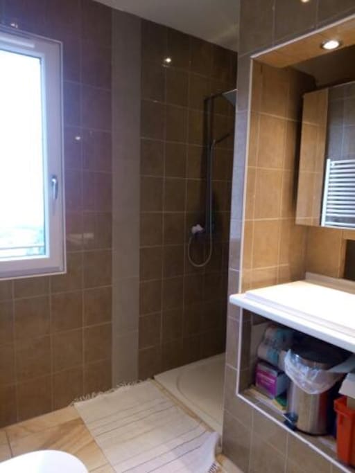 walk-in shower