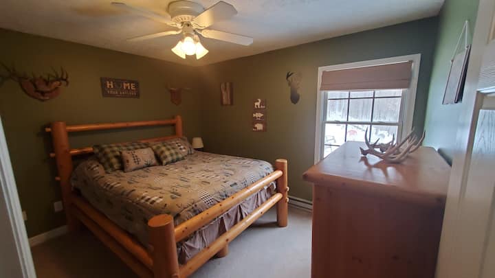 3rd Queen bedroom