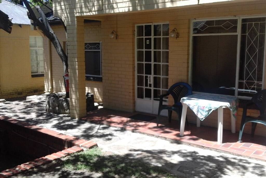 Family Cottage porch and entrance